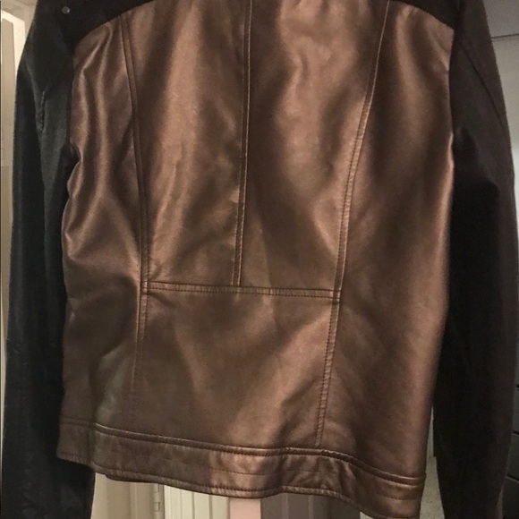 Jacket - Picture 2 of 3